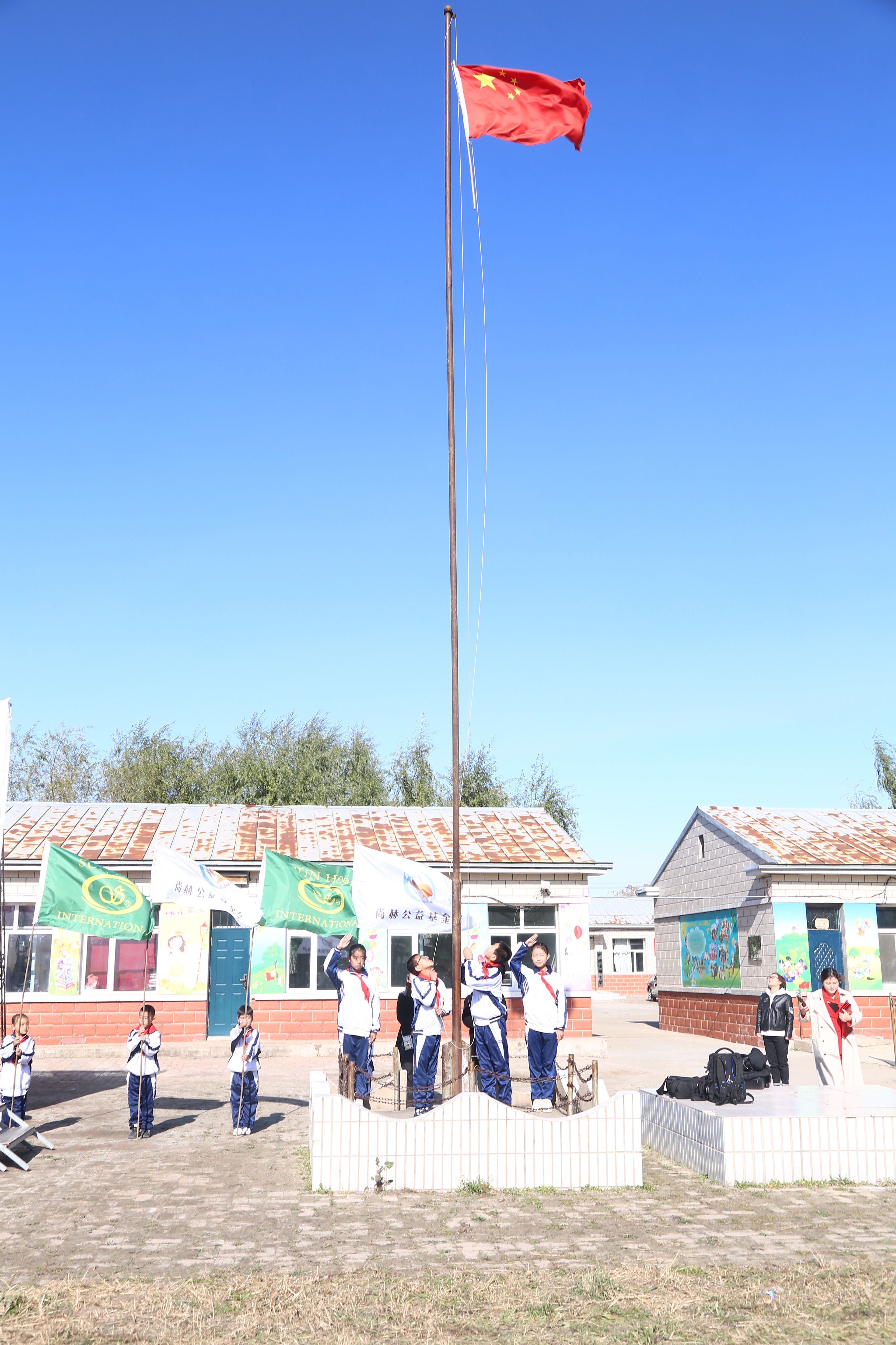第194所 杜尔伯特蒙古族自治县铁东押球平台徐超小学