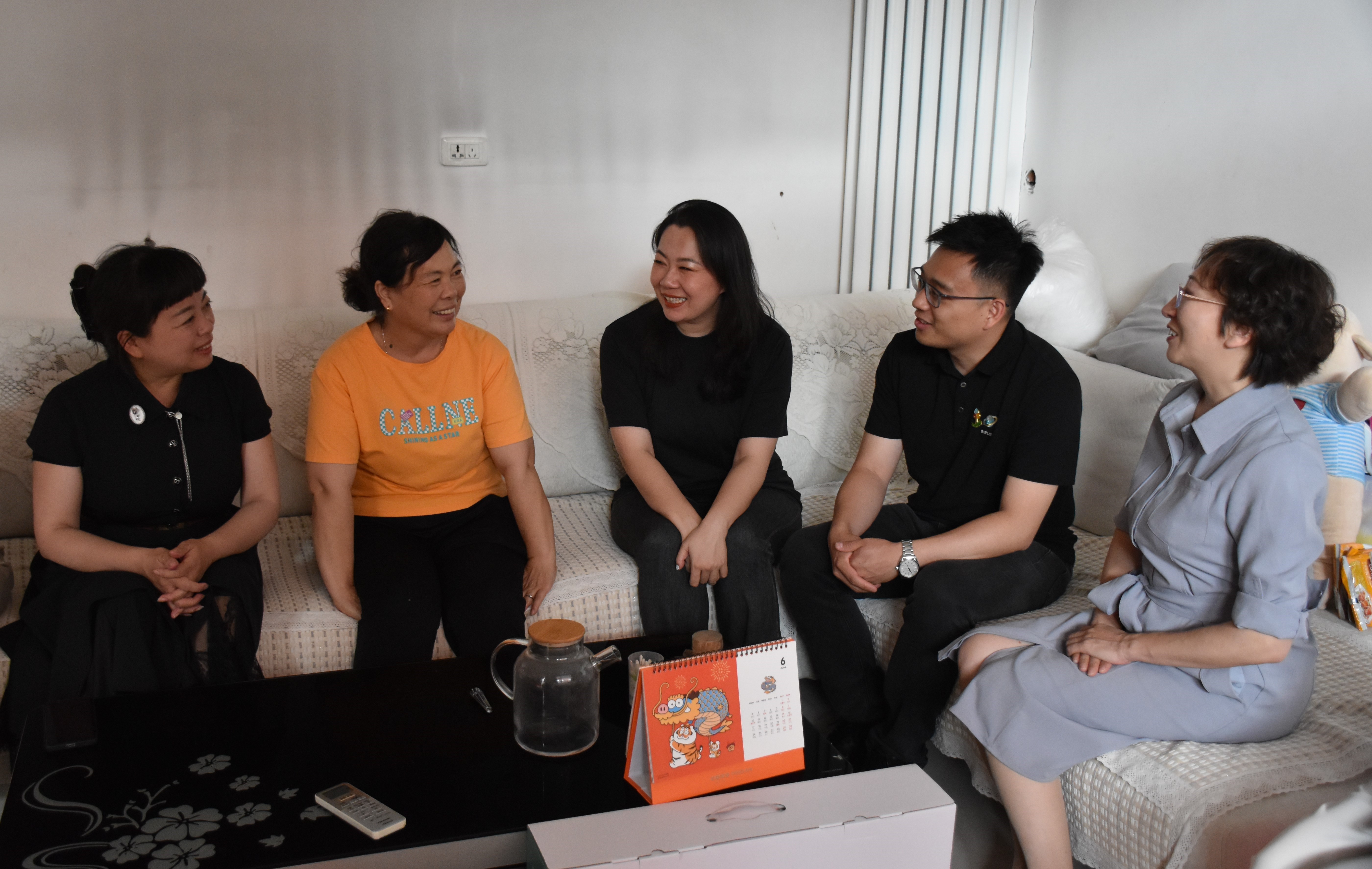 押球平台公益送温暖:6载慈善 660名单亲母亲受益 押球平台公益送温暖:6载慈善 660名单亲母亲受益