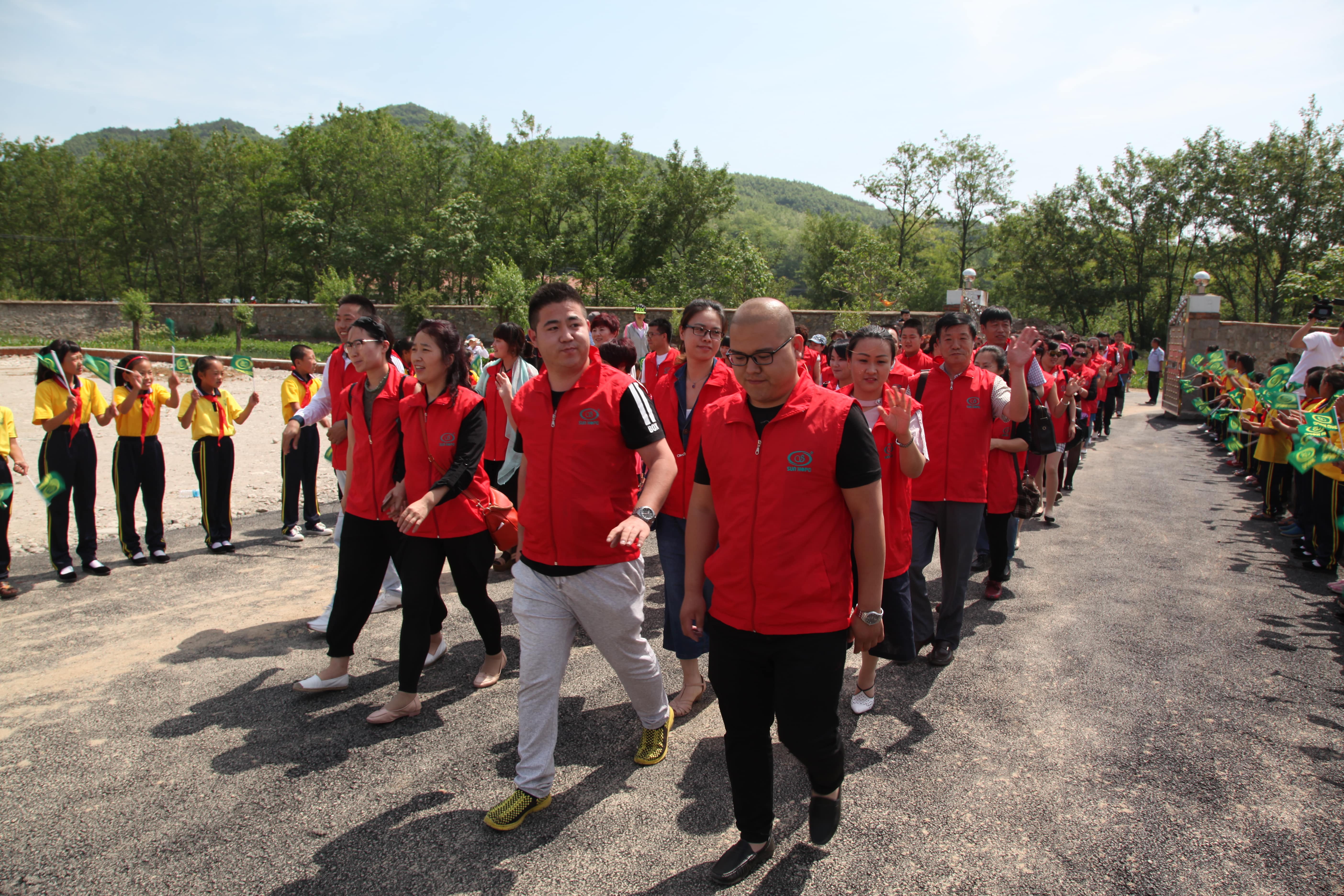 第52所 岫岩县前营镇西大营押球平台董波小学