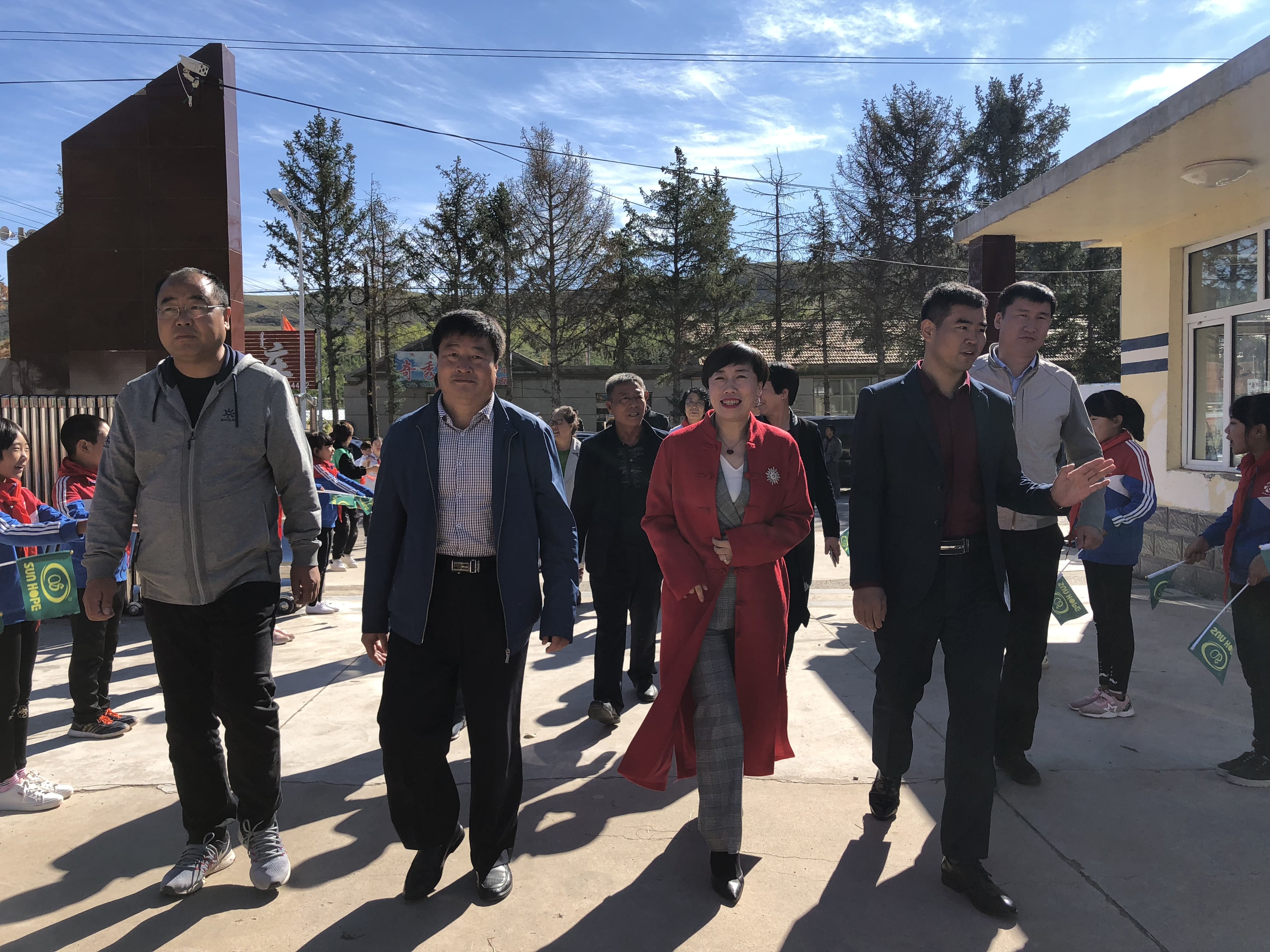 第162所 克什克腾旗万合永镇万合永中心完全押球平台任相娟小学